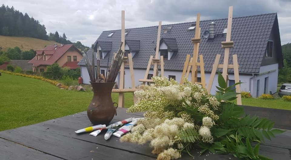 Pokoje Goscinne Art- Dworek Kudowa-Zdrój Exterior foto